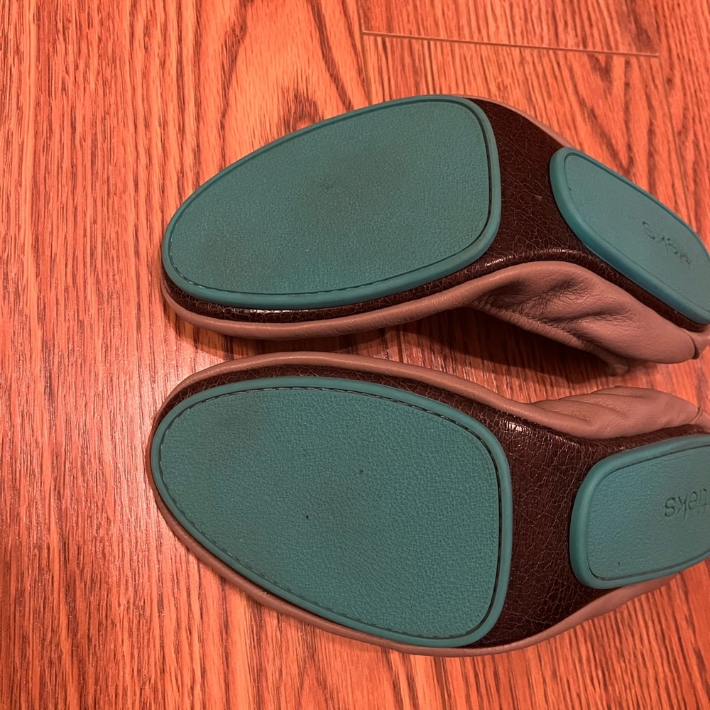 Tieks Taupe Leather Flats - Picture 6 of 9
